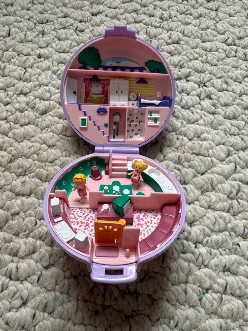 Vintage 1989 Polly Pocket Studio Flat playset